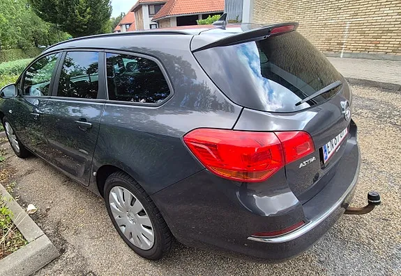 Opel Astra 2015 photo 4