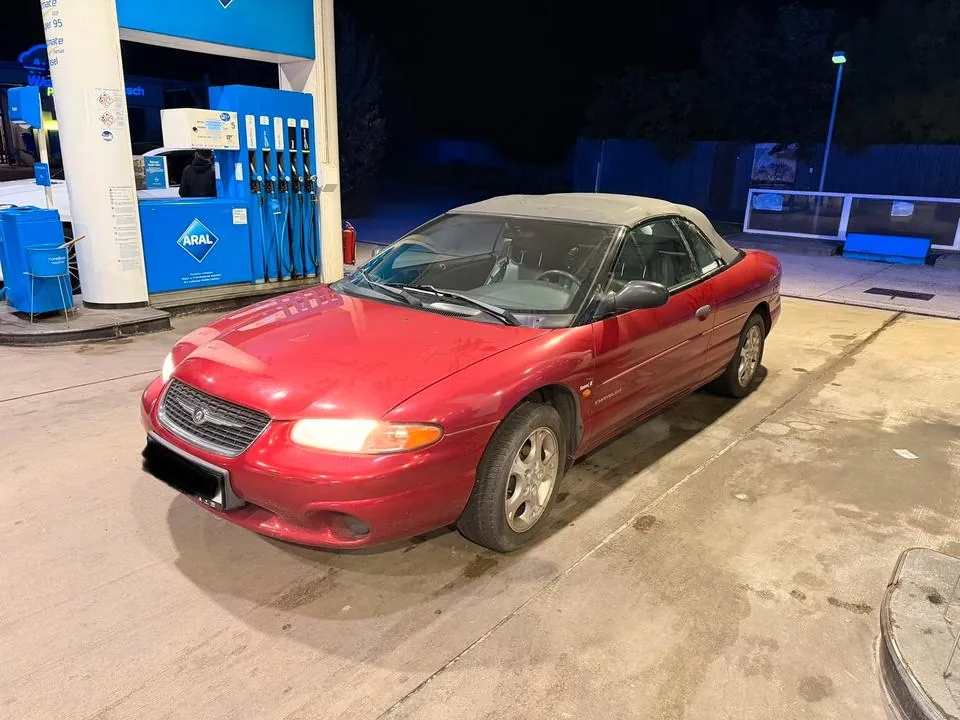 Chrysler Stratus