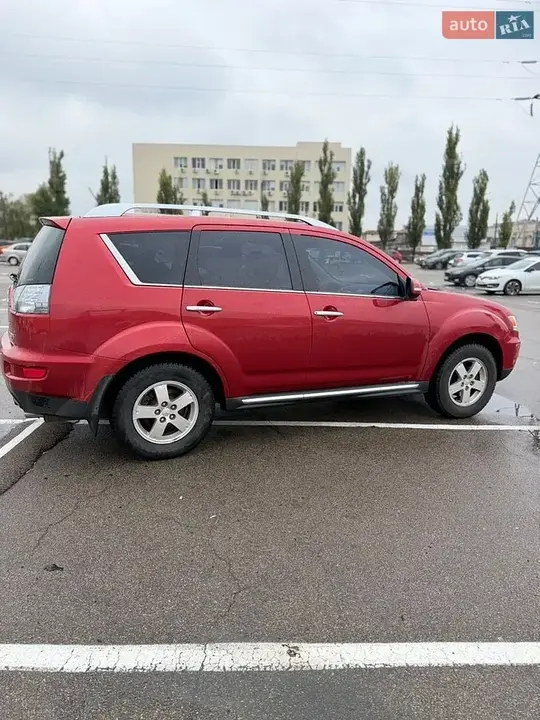Mitsubishi Outlander Xl 2010 photo 5