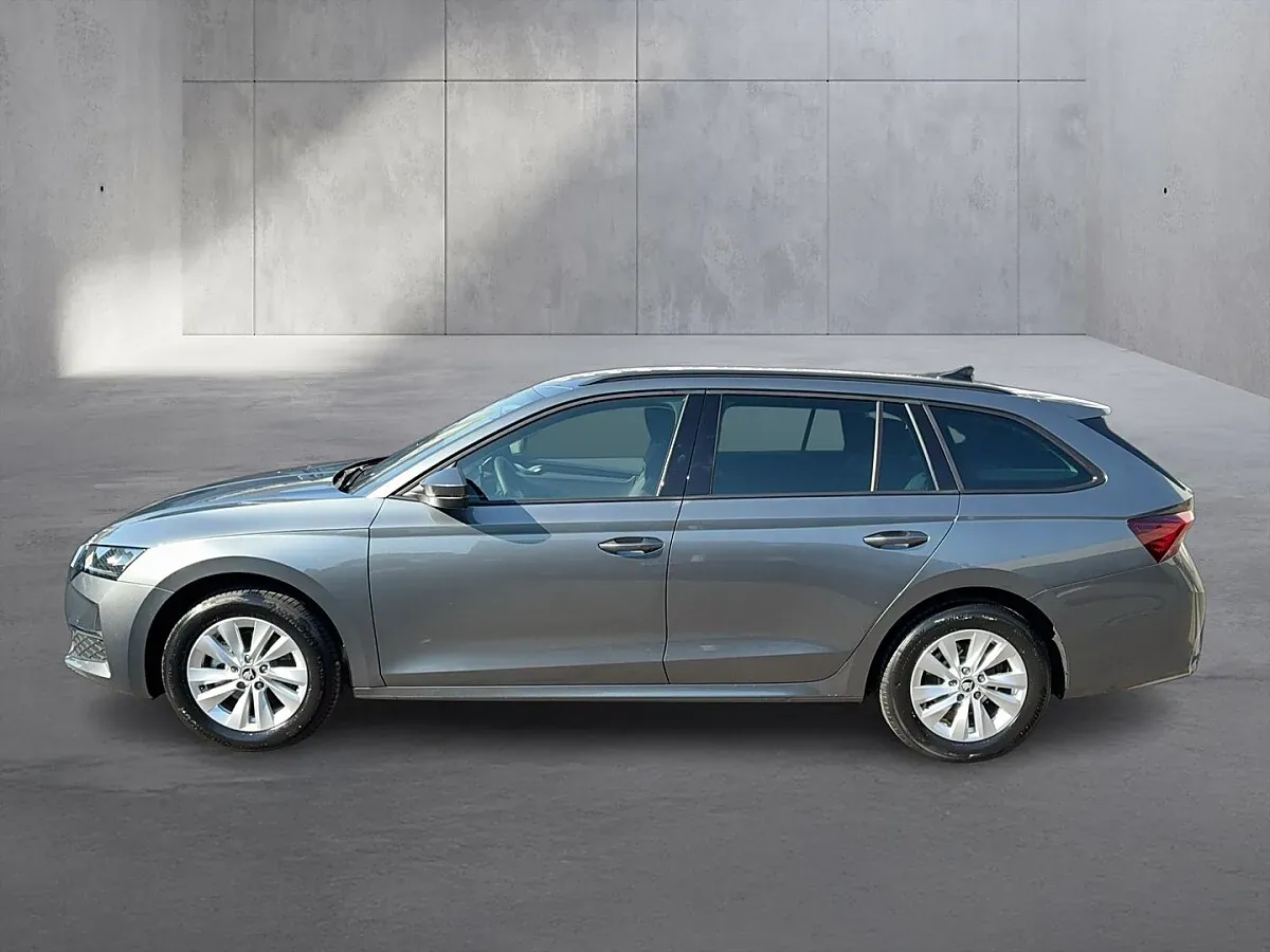 Skoda Octavia 2026 photo 2