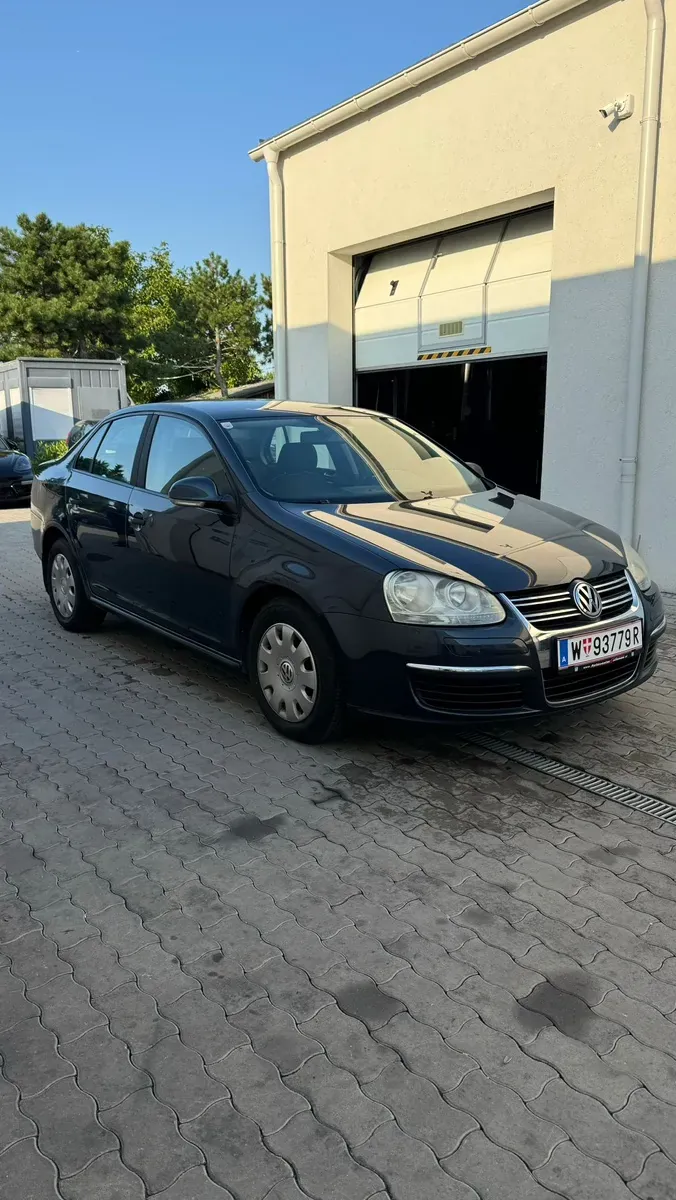 Volkswagen Jetta 2005 photo 3