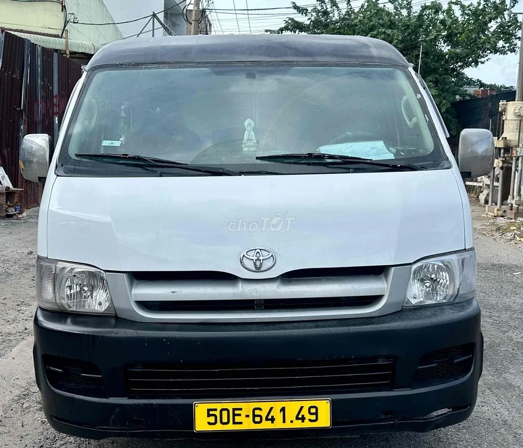 Toyota Hiace