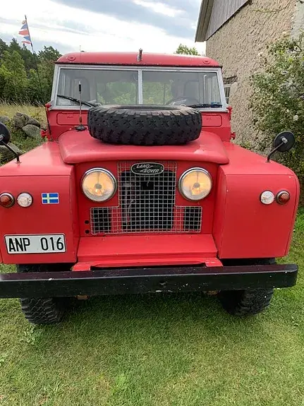 Land Rover 109