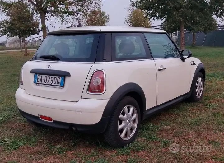 Mini Cooper 2009 photo 4