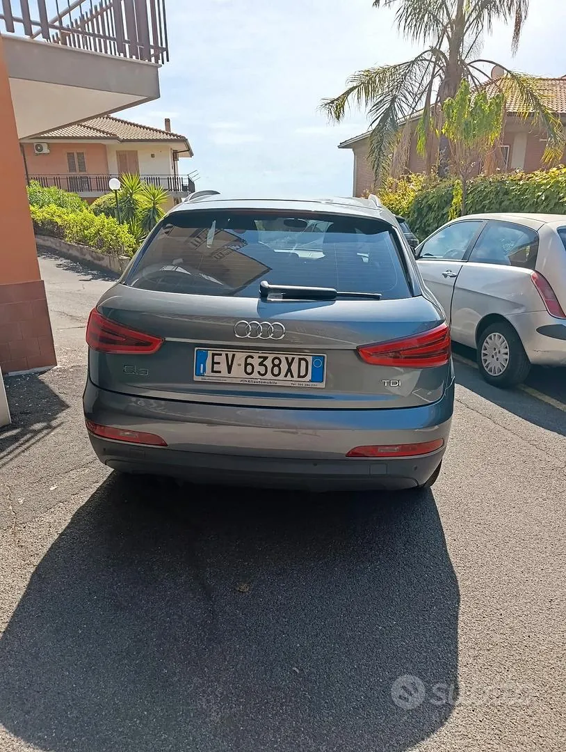 Audi Q3 2014 photo 2
