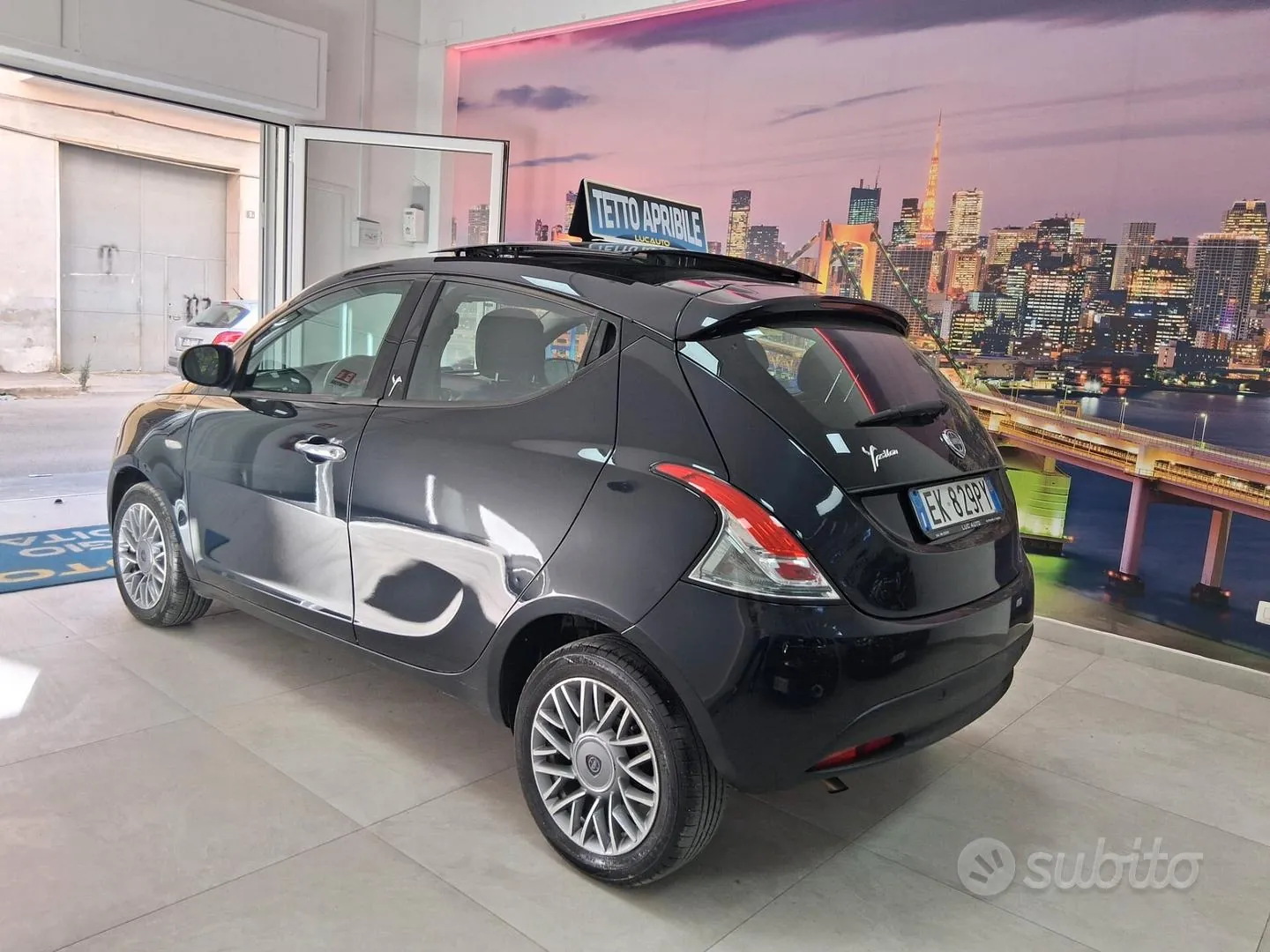 Lancia Ypsilon 2011 photo 4