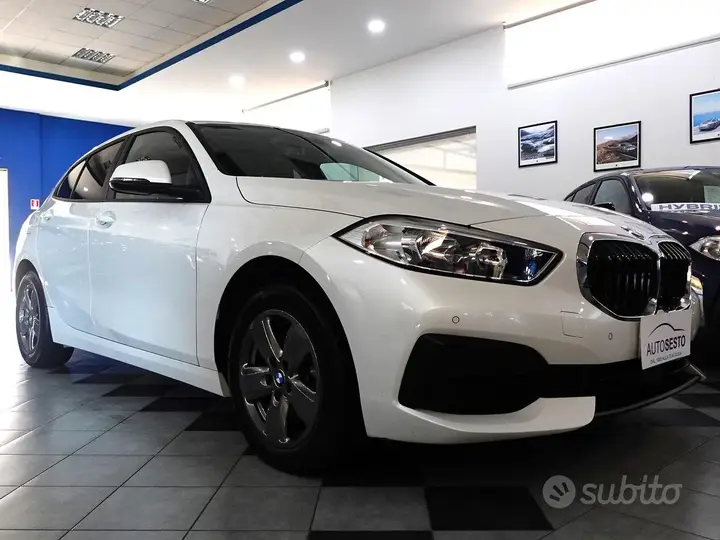 BMW 1 Series 2021 photo 3