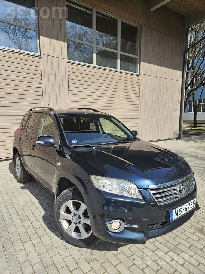 Toyota Rav4 2010 photo 3