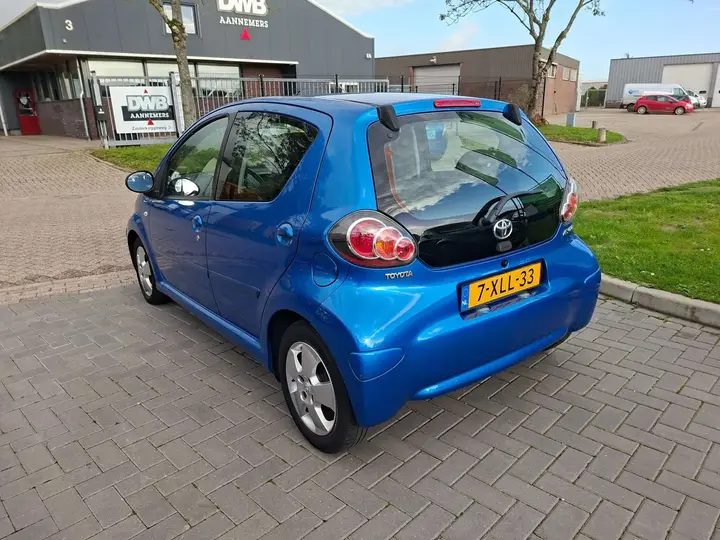 Toyota Aygo 2009 photo 4