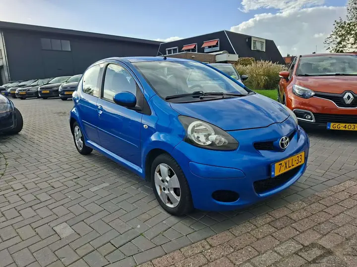Toyota Aygo 2009 photo 2