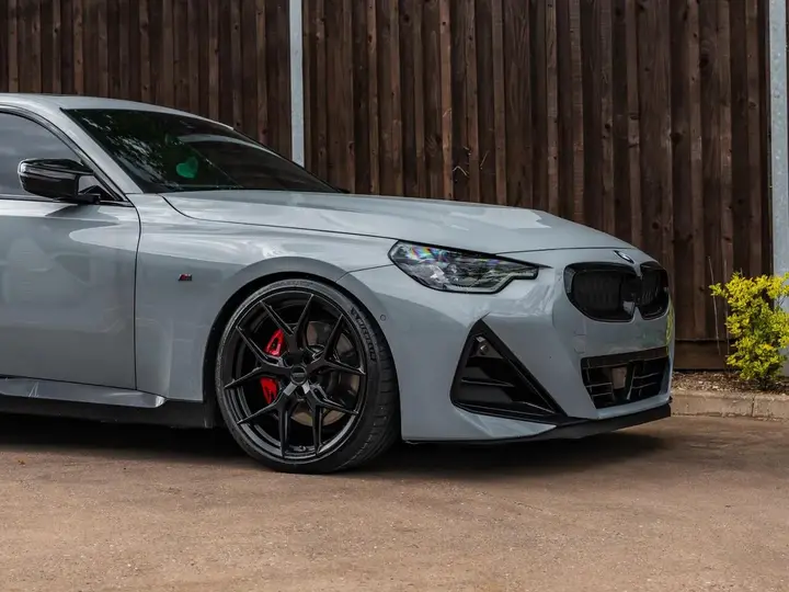 BMW 2 Series 2024 photo 3