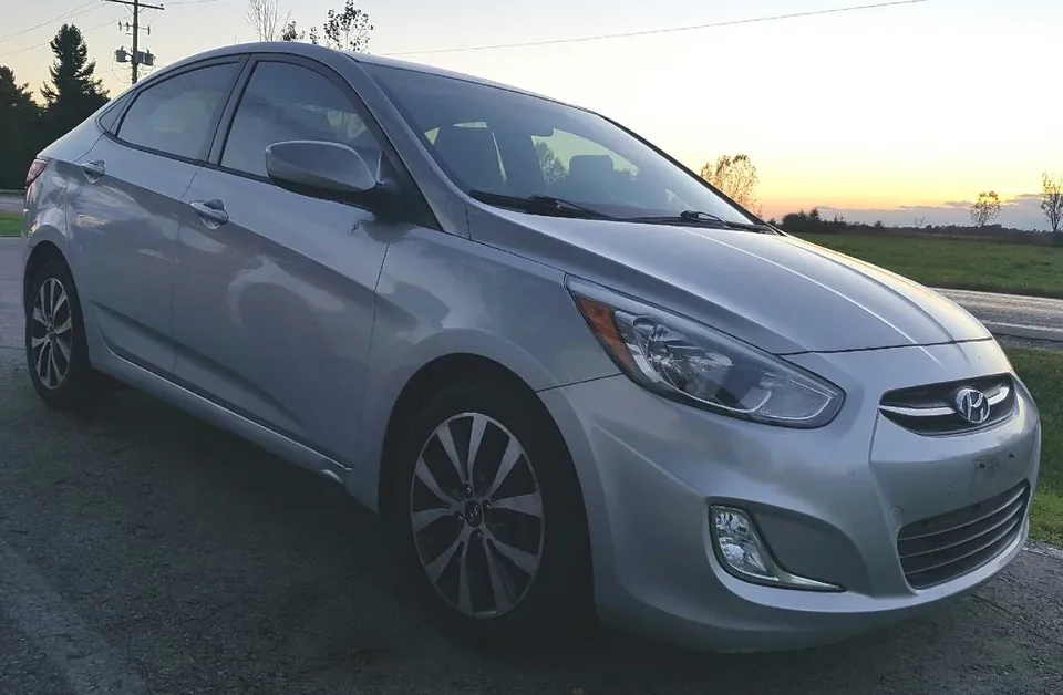 Hyundai Accent 2015 photo 3