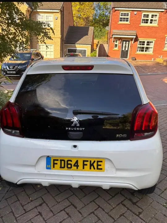 Peugeot 108 2014 photo 2
