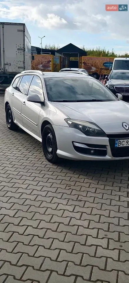 Renault Laguna