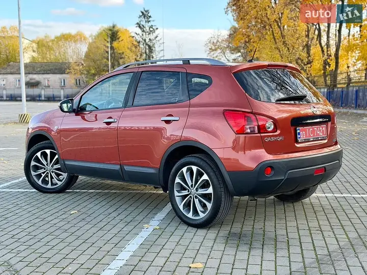 Nissan Qashqai 2010 photo 5