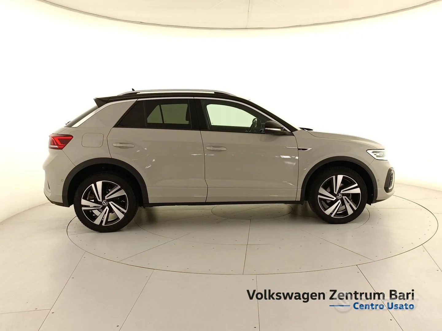 Volkswagen T-Roc 2023 photo 5