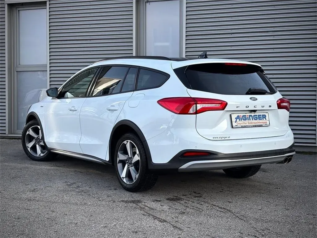 Ford Focus 2021 photo 3