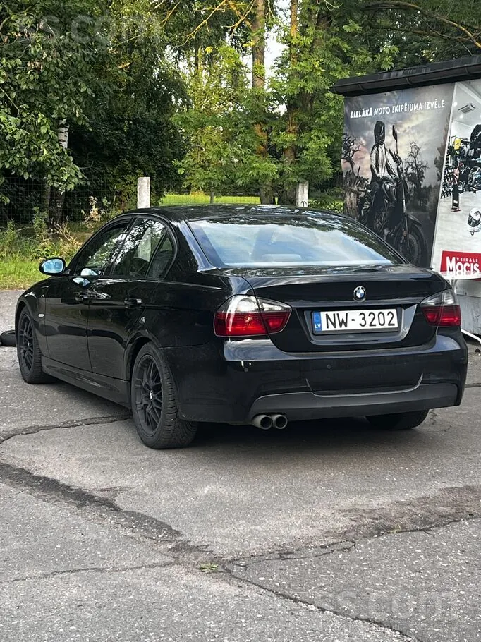 BMW 325