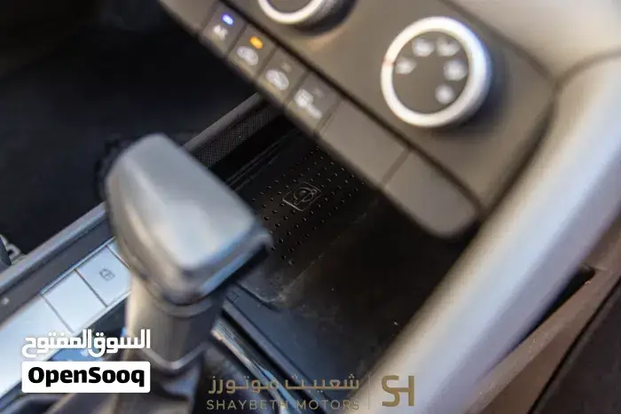 Hyundai Elantra 2022 photo 4