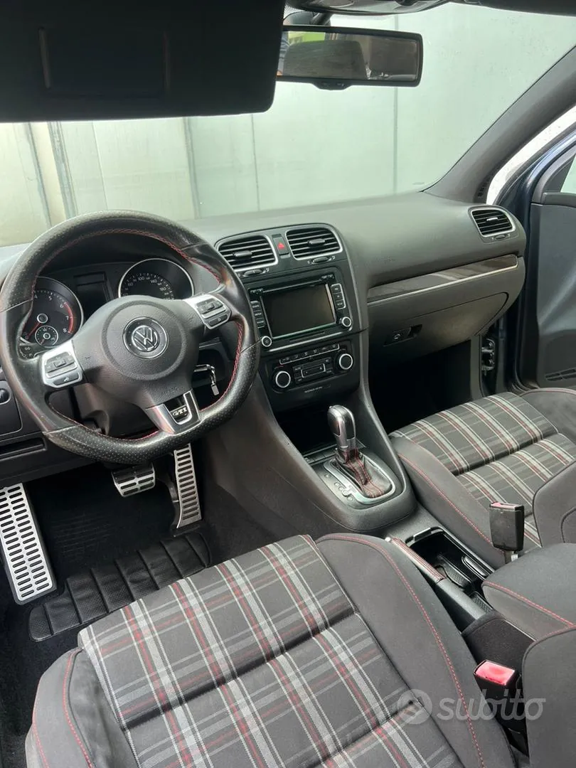 Volkswagen Golf 2012 photo 5