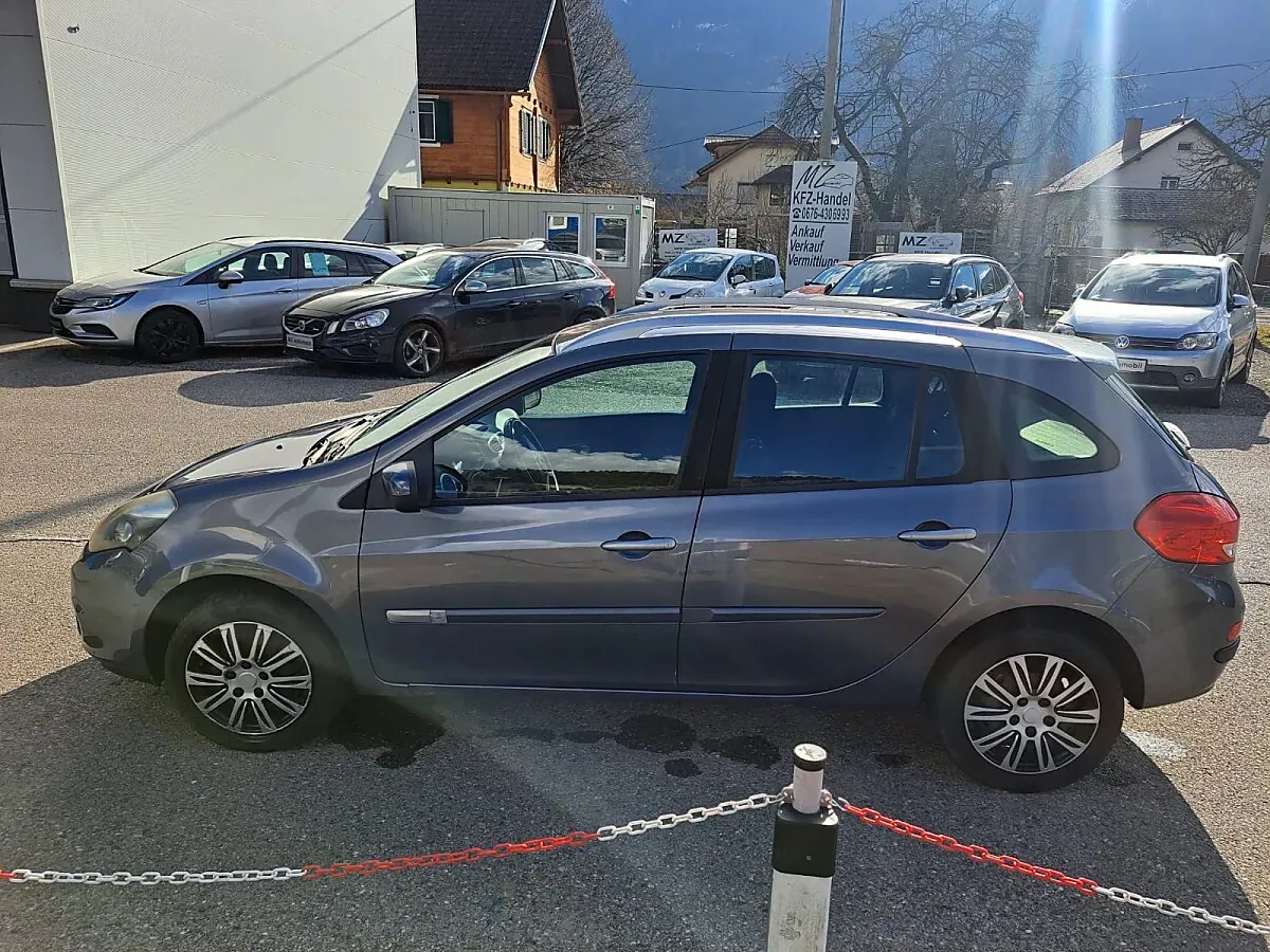 Renault Clio 2011 photo 3