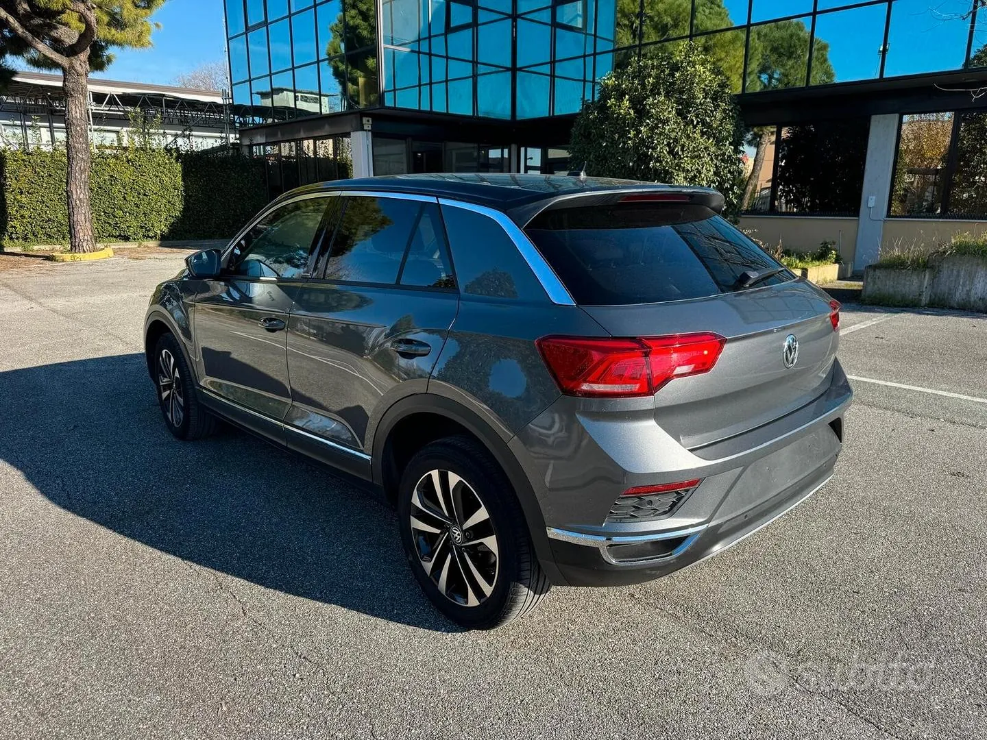 Volkswagen T-Roc 2019 photo 3