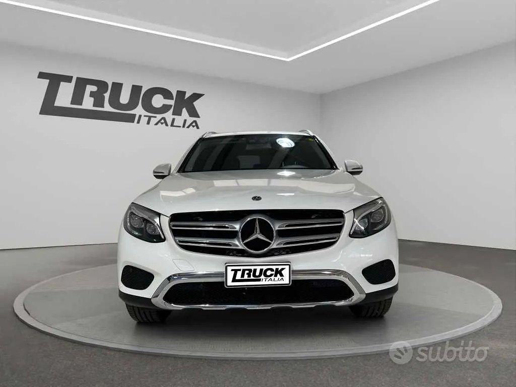 Mercedes-Benz Glc 2018 photo 2
