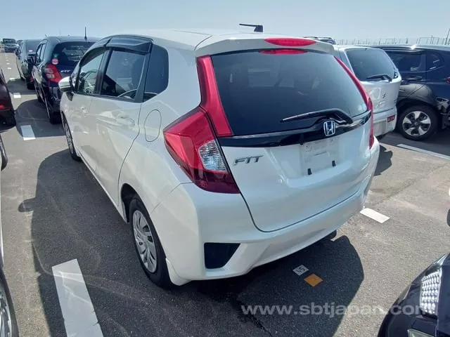 Honda Fit 2014 photo 3