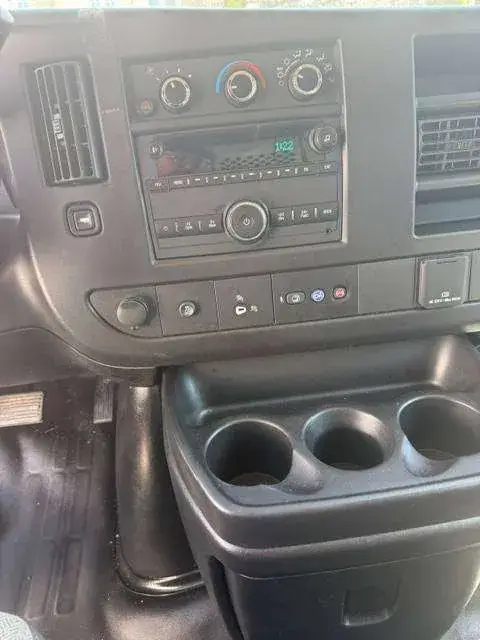 Chevrolet Express 2023 photo 5