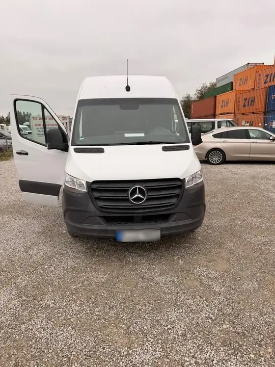 Mercedes-Benz Sprinter