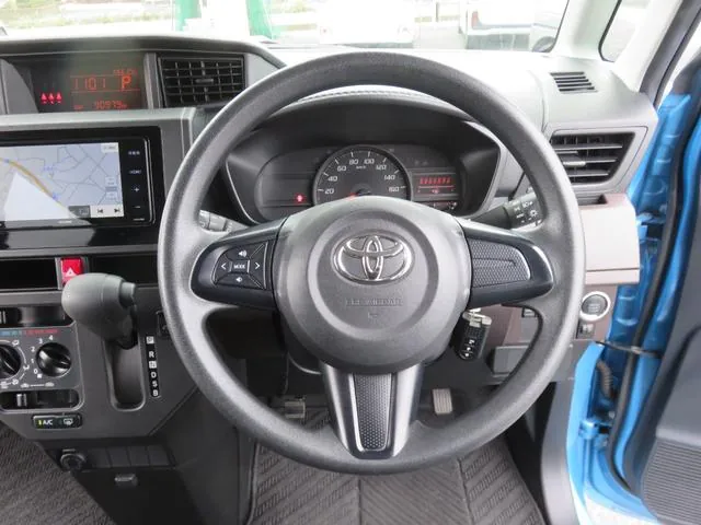 Toyota Tank 2018 photo 3