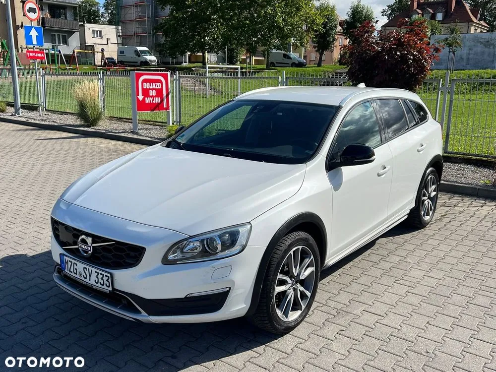 Volvo V60 2018 photo 4