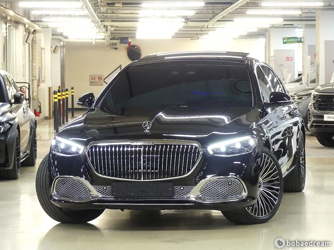 Mercedes-Benz Maybach S680