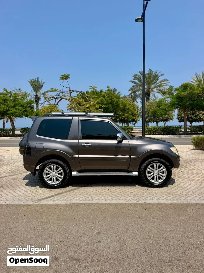Mitsubishi Pajero 2016 photo 5