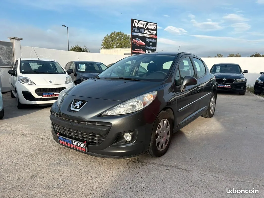Peugeot 207 2013 photo 3