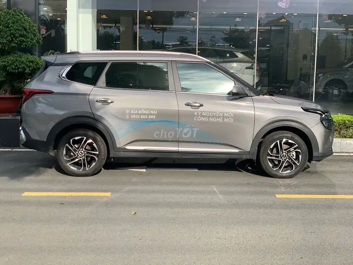 Kia Carens 2026 photo 2