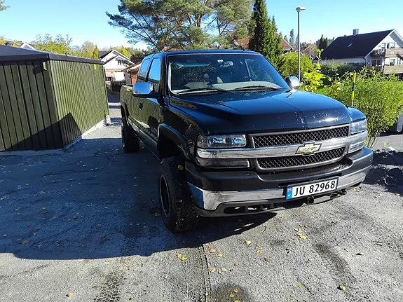 Chevrolet Silverado 2500 2002 photo 3