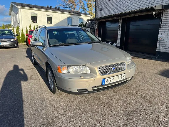 Volvo V70 2006 photo 2