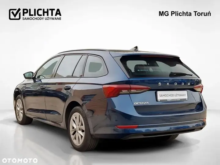 Skoda Octavia 2022 photo 3