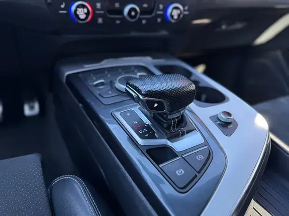 Audi Q7 2017 photo 4