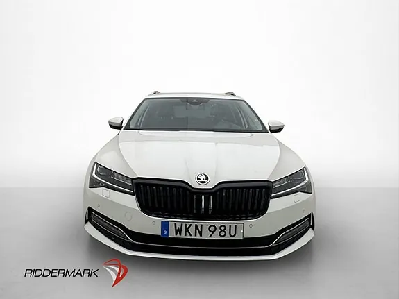 Skoda Superb 2021 photo 2