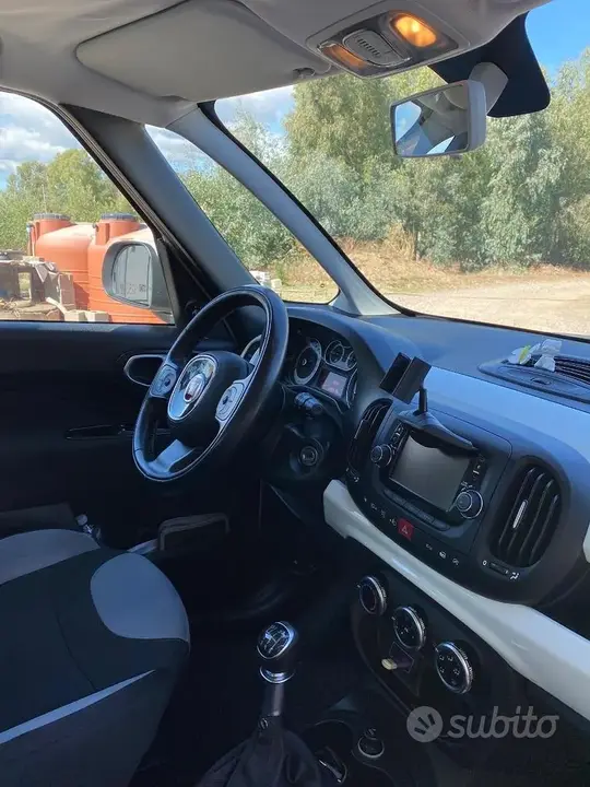 Fiat 500L 2015 photo 3
