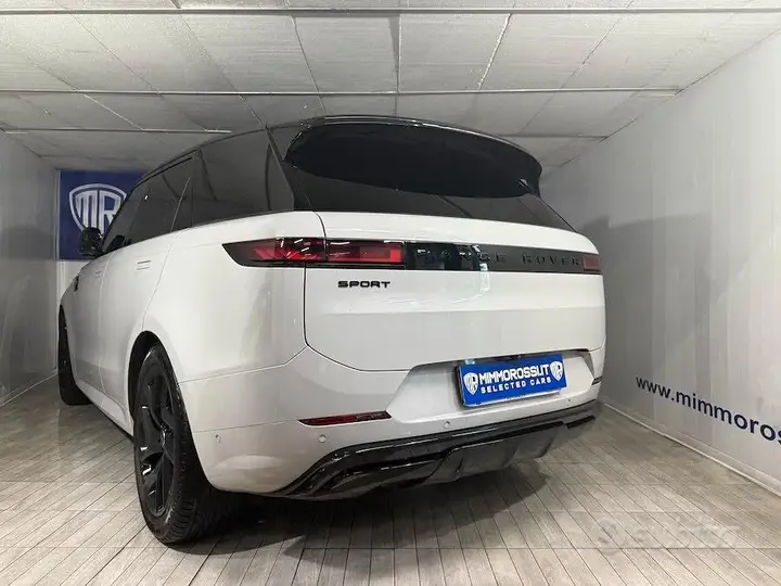Land Rover Range Rover Sport 2024 photo 4
