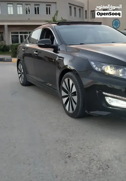 Kia K5 2012 photo 2