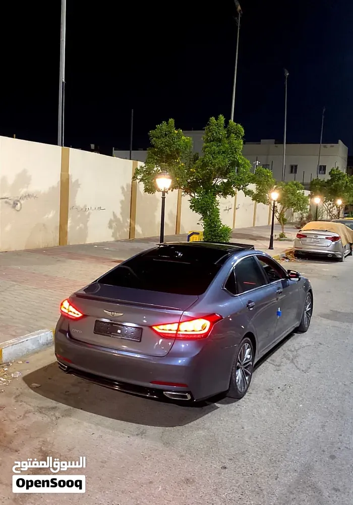 Genesis G80 2016 photo 2