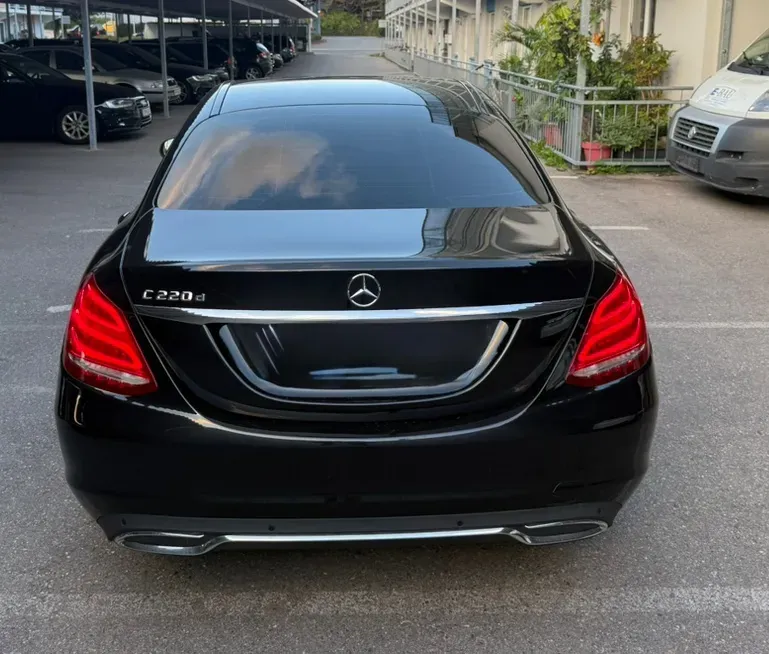 Mercedes-Benz C-Class 2016 photo 2