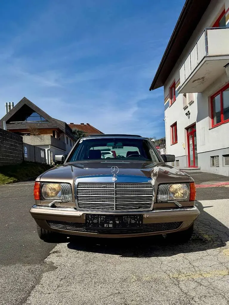 Mercedes-Benz S-Class 1988 photo 2