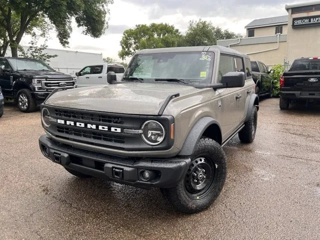 Ford Bronco 2026 photo 2
