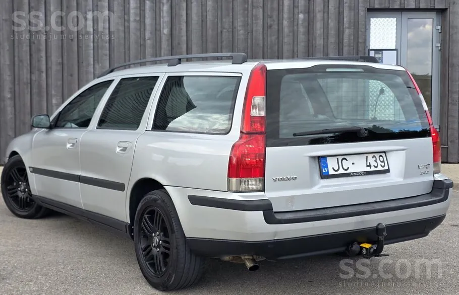 Volvo V70 2003 photo 4