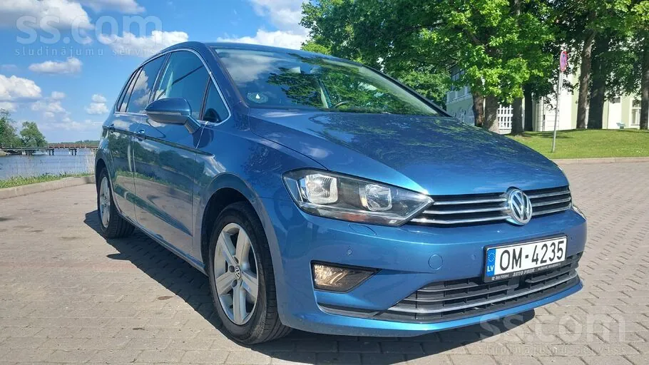Volkswagen Golf Sportsvan 2015 photo 2